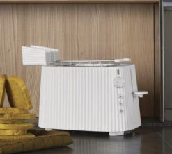 Set Petit Déjeuner Gamme Plissé Blanc ALESSI -Meilleur Café Machines Magasin alessi grille pain lifestyle 2