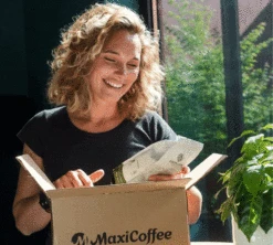 4X250g Café En Grain Coffret Découverte - MAXICOFFEE 8 4X250g Café En Grain Coffret Découverte - MAXICOFFEE -Meilleur Café Machines Magasin cafeengrainmaxicoffeequelcafeengrainchoisir