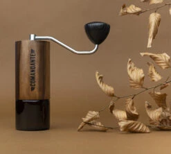 Moulin à Café COMANDANTE C40 MK4 Nitro Blade Liquid Amber -Meilleur Café Machines Magasin comandante liquid amber 2