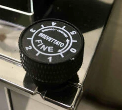 Moulin Expresso EUREKA Mignon Specialità Silent Range Vert Et Chrome -Meilleur Café Machines Magasin eureka mignon specialita setting