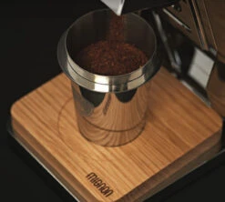 Moulin à Café EUREKA ORO Mignon Single Dose Blanc Et Bois De Chêne Avec Blow Up 7 Moulin à Café EUREKA ORO Mignon Single Dose Blanc Et Bois De Chêne Avec Blow Up -Meilleur Café Machines Magasin eureka single dose details3