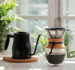 Bouilloire Traditionnelle Gooseneck - Inox Cuivré à Long Bec - 1L - BODUM 8 Bouilloire Traditionnelle Gooseneck - Inox Cuivré à Long Bec - 1L - BODUM -Meilleur Café Machines Magasin image secondaire 89622 3.0 1