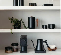 Tasse à Cappuccino - Monty Milk Art Blanc Mat 19 Cl - FELLOW -Meilleur Café Machines Magasin lifestyle1 1