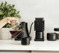 Tasse à Cappuccino - Monty Milk Art Blanc Mat 19 Cl - FELLOW -Meilleur Café Machines Magasin lifestyle6 1