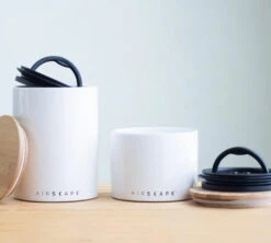 Boite De Conservation Céramique AIRSCAPE Blanc 250 G 5 Boite De Conservation Céramique AIRSCAPE Blanc 250 G -Meilleur Café Machines Magasin lifestyle blanc cramique