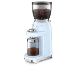 Moulin à Café SMEG Bleu Azur CGF01PBEU Années 50 -Meilleur Café Machines Magasin smeg broyeur bleu 3
