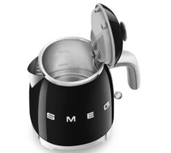 Mini Bouilloire KLF05BLEU 0,8 L - Noir + Offre Cadeau - SMEG -Meilleur Café Machines Magasin smeg minib noir 6