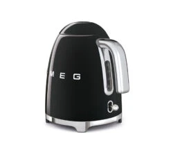 Bouilloire SMEG KLF03BLEU Noire - 1.7L + Offre Cadeau 11 Bouilloire SMEG KLF03BLEU Noire - 1.7L + Offre Cadeau -Meilleur Café Machines Magasin smeg noir poignee chromee