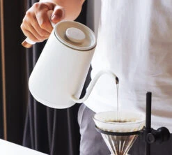 Bouilloire à Température Réglable - TIMEMORE - Fish Smart Black 60cl 10 Bouilloire à Température Réglable - TIMEMORE - Fish Smart Black 60cl -Meilleur Café Machines Magasin timemore kettle5